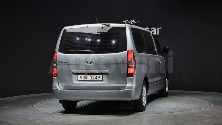 Hyundai Starex 2018 — 4