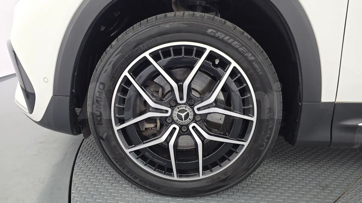 Mercedes Benz EQB