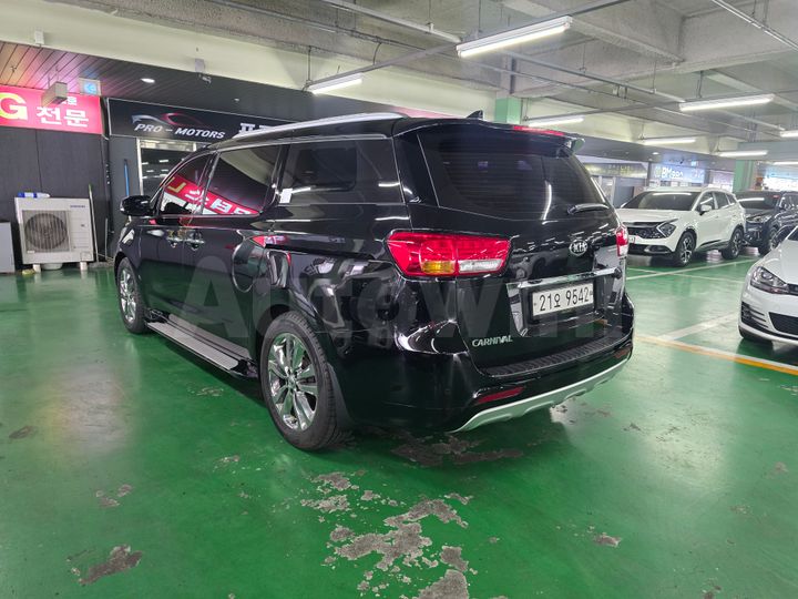 Kia Carnival 2016 — 3