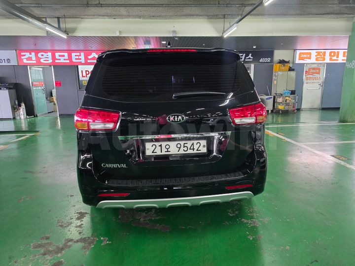 Kia Carnival 2016 — 4