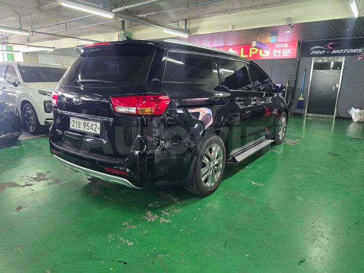 Kia Carnival 2016 — 5