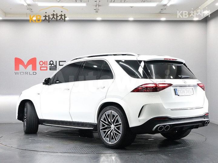 Mercedes Benz GLE Class 2024 — 3