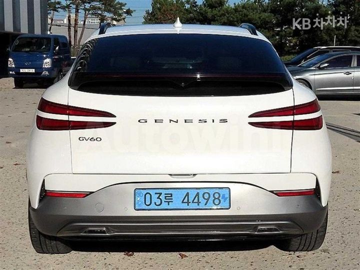 Genesis GV60 2022 — 4