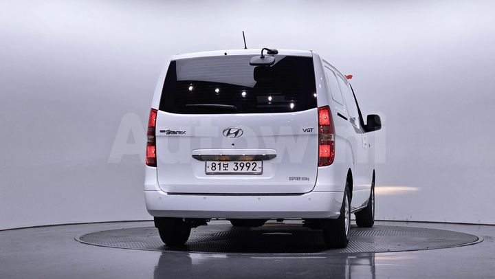 Hyundai Starex 2021 — 4