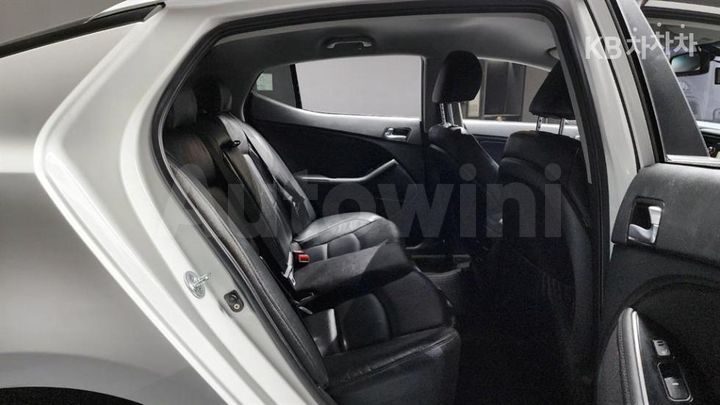 Kia K5 2015 — 4