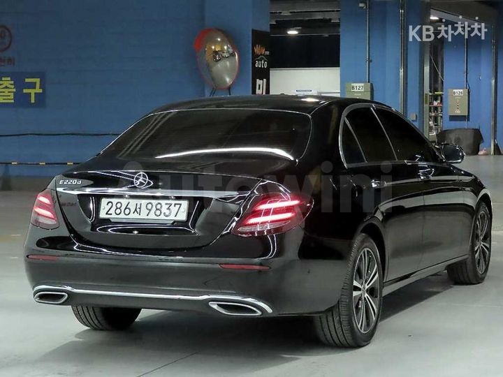 Mercedes Benz E Class 2020 — 4