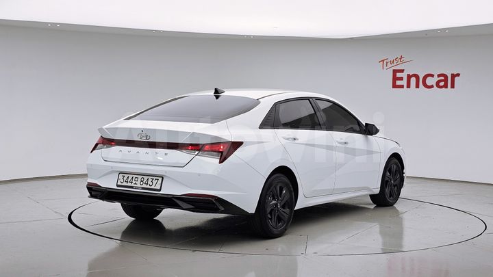 Hyundai Avante 2023 — 2