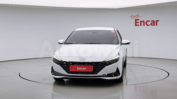 Hyundai Avante 2023 — 3