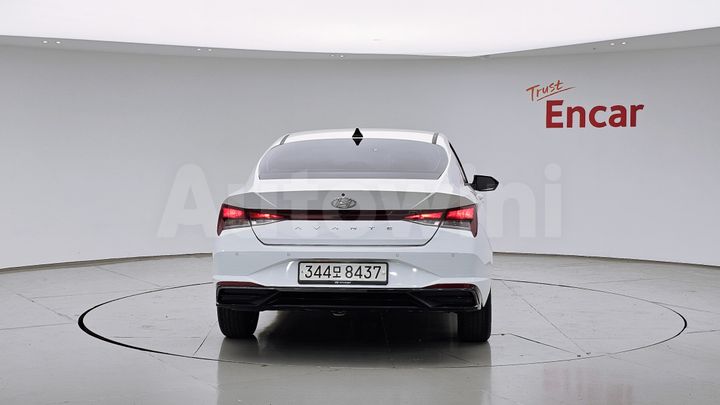 Hyundai Avante 2023 — 4