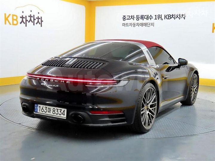 Porsche 911 2024 — 4