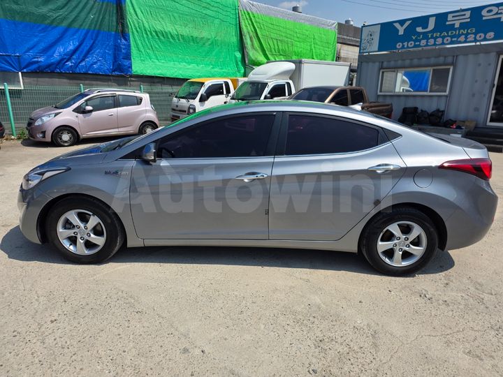 Hyundai Avante 2014 — 3