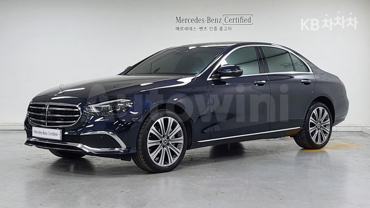 Mercedes-Benz E Class 2023 — 2