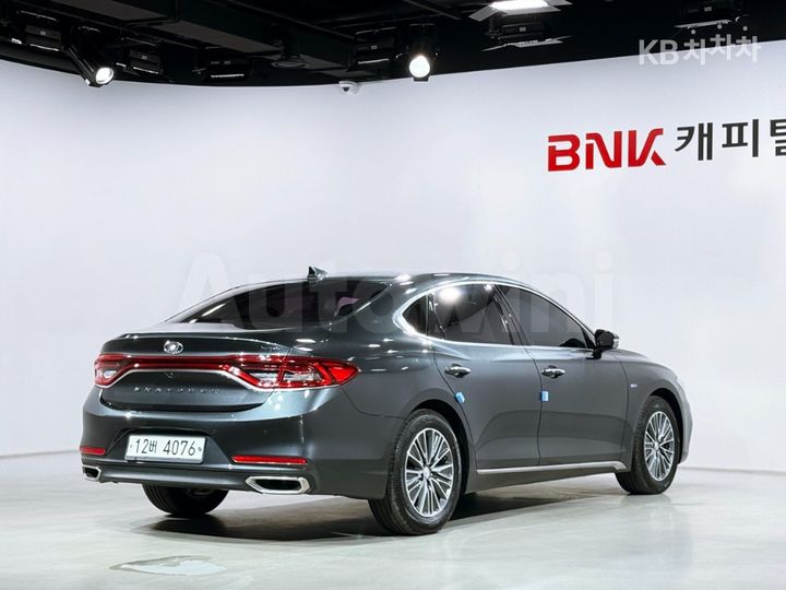 Hyundai Grandeur 2019 — 2