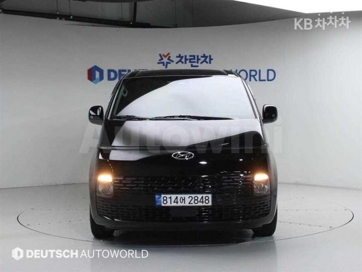 Hyundai Staria 2022 — 3