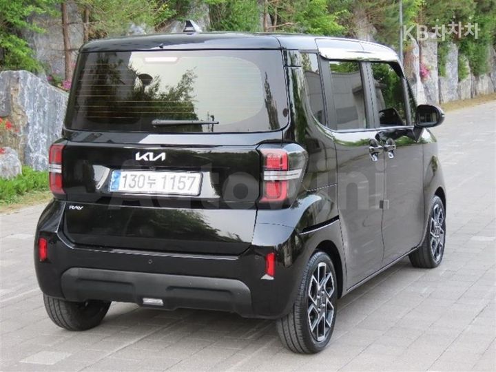 Kia Ray 2023 KNACH811BPT366956 — 3