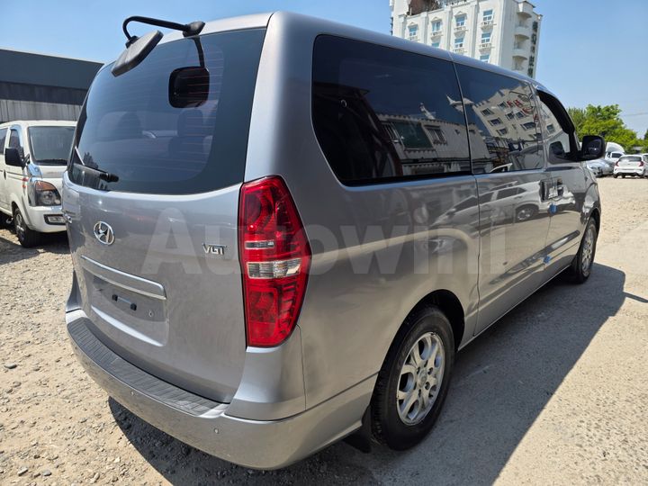 Hyundai Starex 2017 — 5