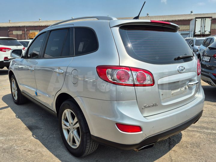 Hyundai SantaFe 2010 — 3