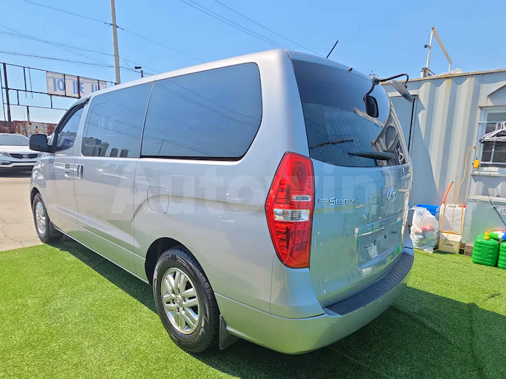 Hyundai Starex 2018 — 3