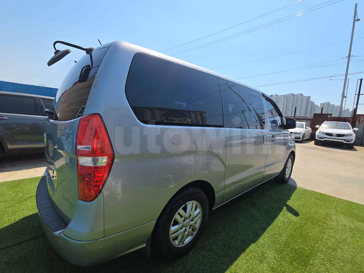 Hyundai Starex 2018 — 5