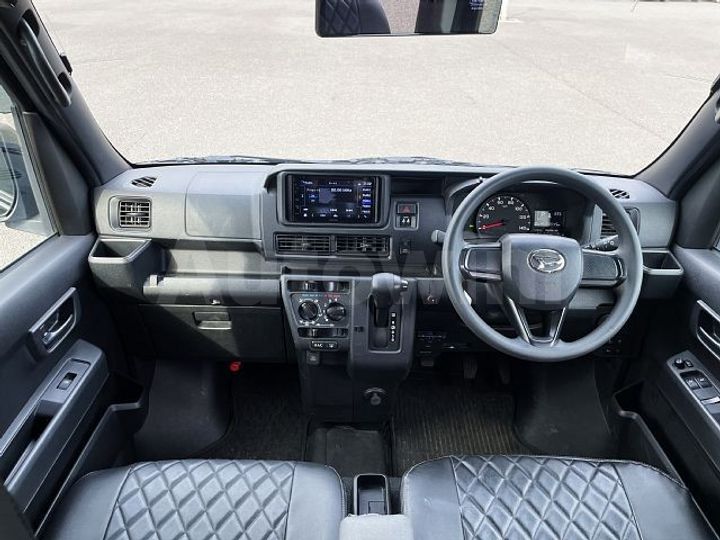 Daihatsu Hijet 2022 — 2