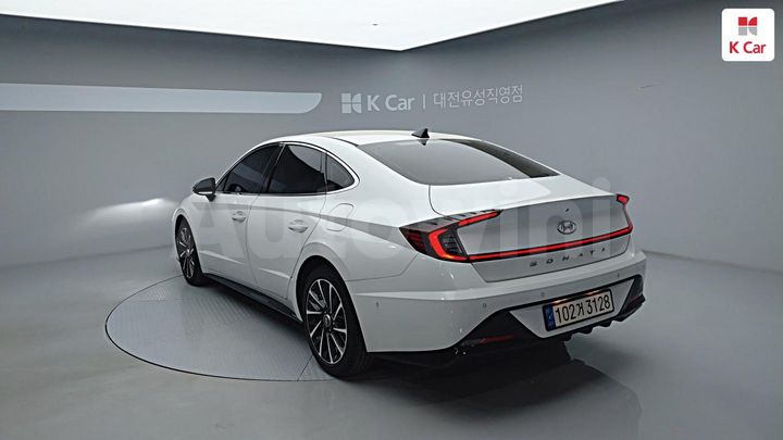 Hyundai Sonata 2022 — 2