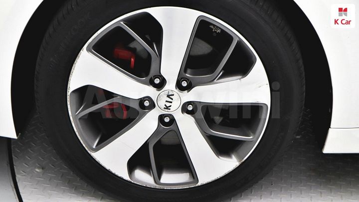 Kia K5 2017 — 5