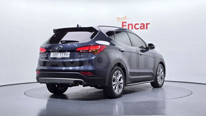Hyundai SantaFe 2015 — 2