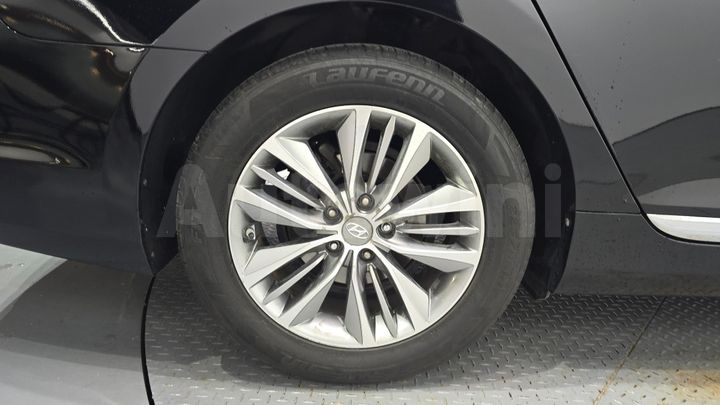 Hyundai Grandeur 2017 — 5