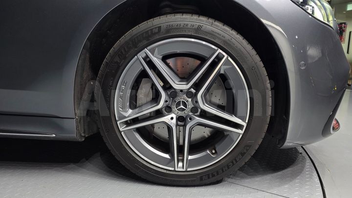 Mercedes Benz S Class 2022 — 5