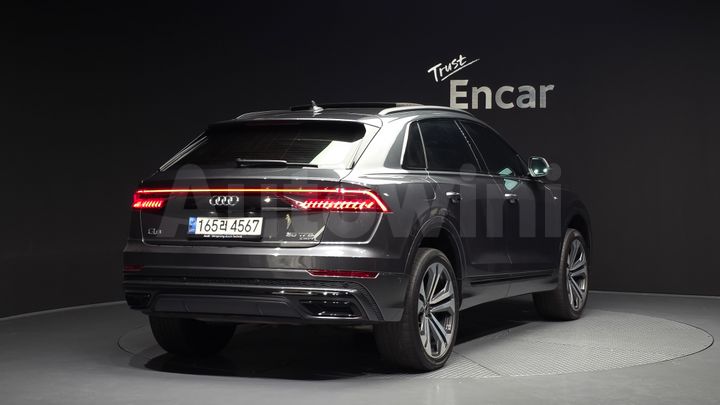 Audi Q8 2023 — 2