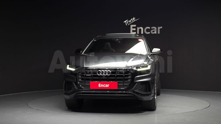 Audi Q8 2023 — 3