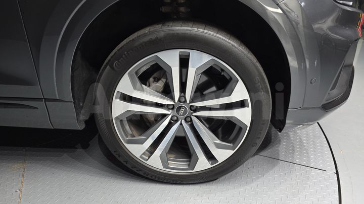 Audi Q8 2023 — 5