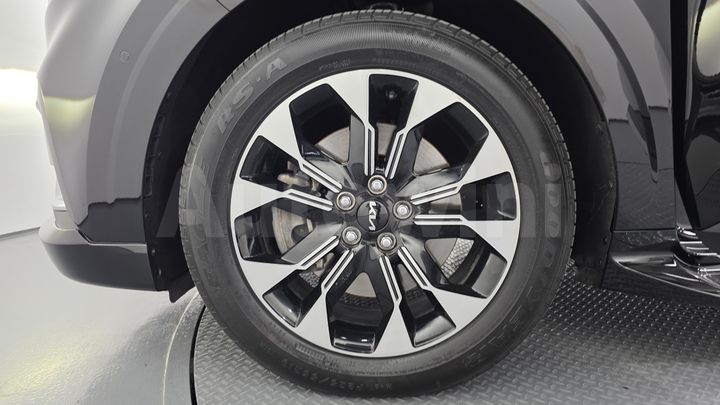 Kia Carnival 2022 — 5