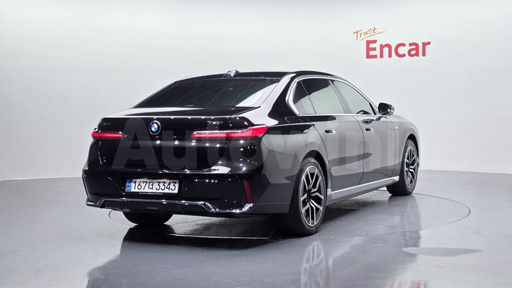 BMW 7 Series 2025 — 2