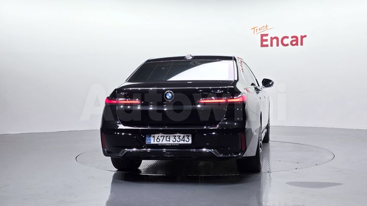 BMW 7 Series 2025 — 4
