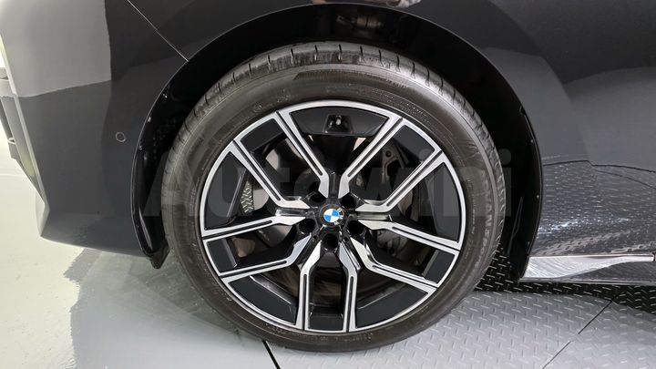 BMW 7 Series 2025 — 5