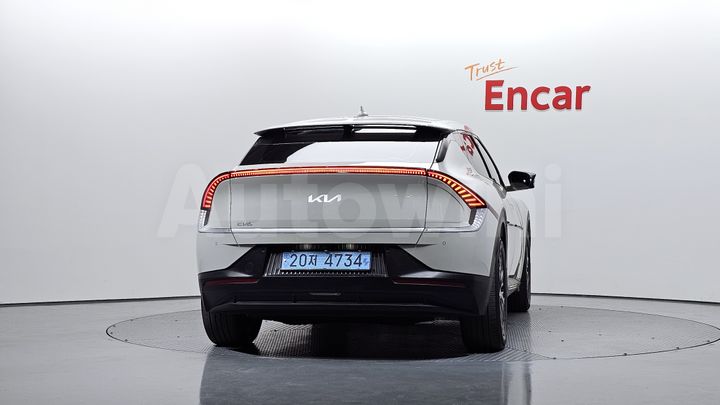 Kia EV6 2022 — 4