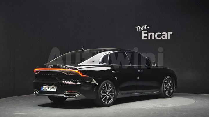 Hyundai Grandeur 2021 — 2