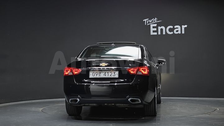 Chevrolet Impala 2018 — 4