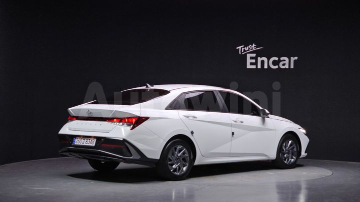 Hyundai Avante 2024 — 2
