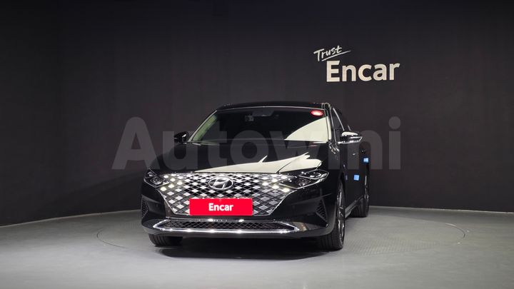 Hyundai Grandeur 2022 — 3