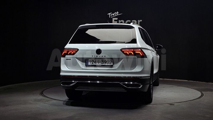 Volkswagen Tiguan 2024 — 4
