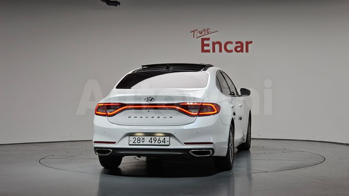 Hyundai Grandeur 2018 — 4