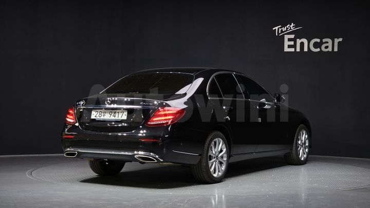 Mercedes Benz E Class 2018 — 2