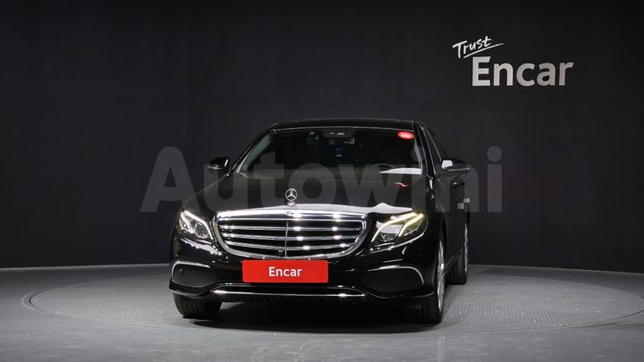 Mercedes Benz E Class 2018 — 3