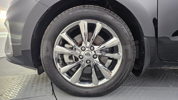 Kia Carnival 2020 — 5
