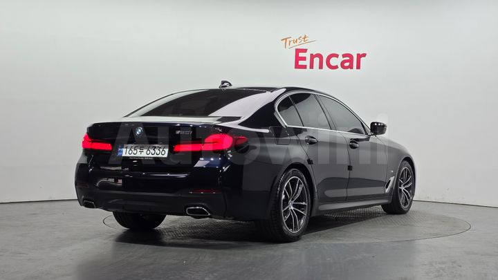 BMW 5 Series 2023 — 2