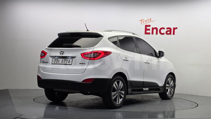 Hyundai Tucson 2015 — 2
