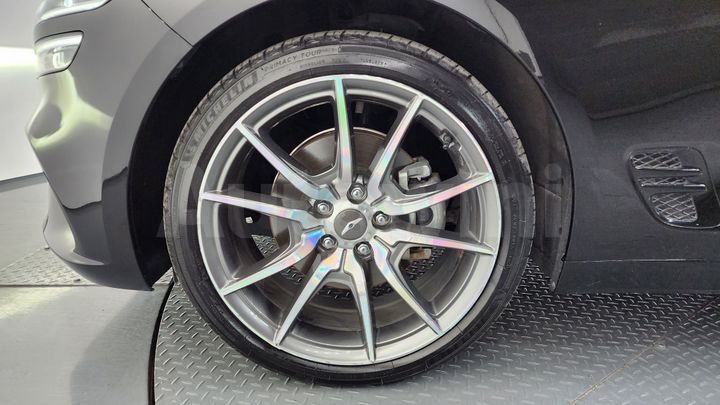 Genesis G70 2021 — 5