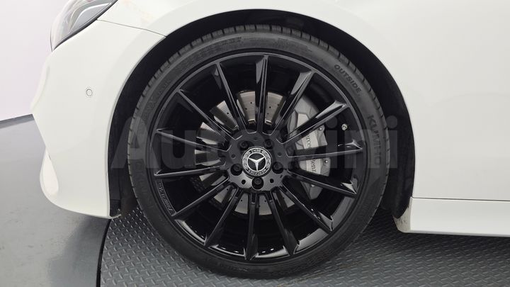 Mercedes Benz E Class 2020 — 4